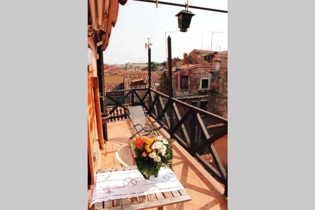 Bellissima Casa Vicino Biennale Grande Terrazza ! Apartment Venice Exterior photo